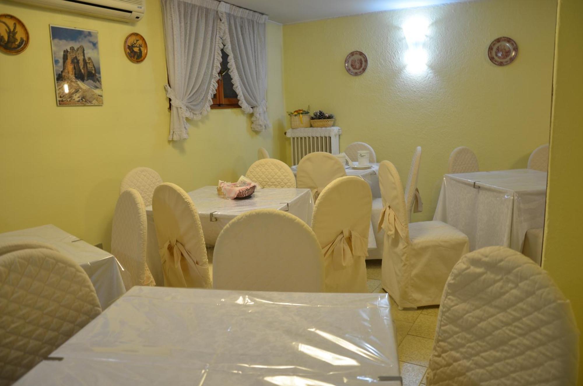 Hotel Arcella Padova Bagian luar foto