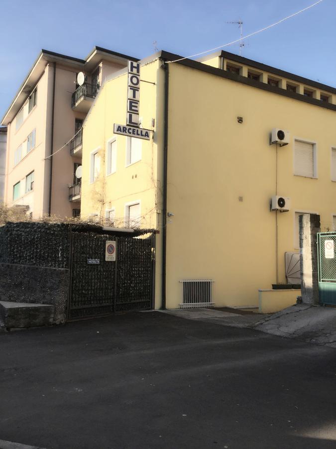 Hotel Arcella Padova Bagian luar foto