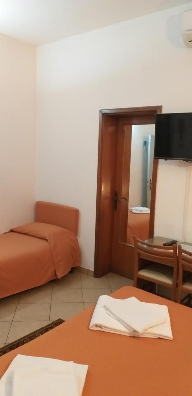 Hotel Arcella Padova Bagian luar foto